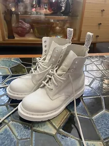 Dr. Martens 1460 PASCAL MONO 8 Eye Leather Boots WHITE Women's US Size 5 Shoes - Picture 1 of 14