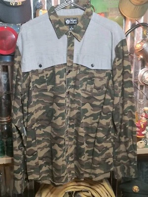 Crooks & Castles Camouflage Casual Dress Shirt Men's 2XL Button Down Long Sleeve - Image 1 of 4
