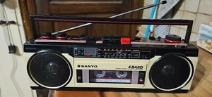 Radio Cassette Sanyo MS 350 LE de 1985 - Imagen 1 de 5