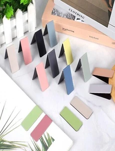 Set Of 4 Plain Colourful Magnetic Bookmarks For Kids And Adults - Picture 1 of 7