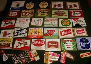 Big Lot of Wisconsin Breweries, OLD Wisconsin Beers Vintage Beer Bottle Labels - Picture 1 of 3