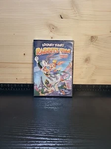 Looney Tunes: Rabbits Run (DVD) - Bild 1 von 3