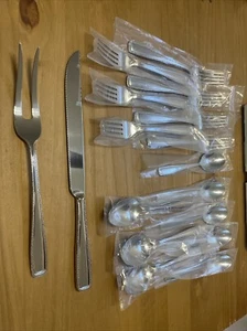 17-teiliges Lenox sortiertes Edelstahl Silberbesteck - Bild 1 von 10