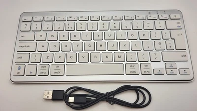 Qulose Wireless Bluetooth Small Keyboard White - Image 1 of 4
