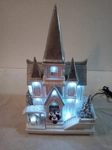 Rare 2013 Lemax Enchanted Forest LED 15.5" White Christmas Church #288-0823 - Picture 1 of 13