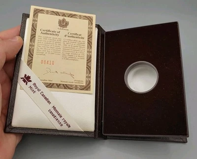 1995 Canada 100 Dollar Gold Proof Coin Founding of Louisbourg  Box & CO NO COIN - Image 1 of 4