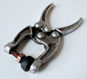 Squeeze Action Pliers Clamp PO-51 Toggle 1" Jaw Width X 1" Jaw Depth - Picture 1 of 6