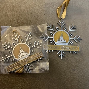 2 Disney World 50th Anniversary Mickeys Very Merry Christmas Party Ornament 2022 - Picture 1 of 3