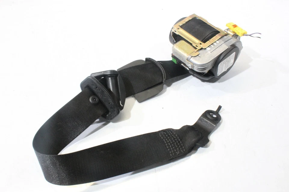 Mercedes-Benz E55 AMG 2004 conjunto de cinturón de seguridad del lado del pasajero delantero derecho A1279 Foto 1 de 4