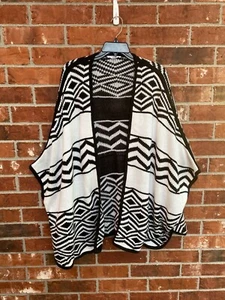 Jack Womens Black White Southwestern Knit Poncho Chunky Sweater - Picture 1 of 6