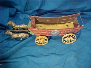 1950s HORSE DRAWN TIN Litho TOY CONESTOGA COVERED WAGON by NORTHWESTERN TOY Co - Picture 1 of 4