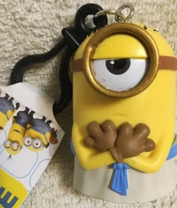 Minions Stuart Clip en Llavero con Etiquetas Como Nuevo Imágenes Universales  - Imagen 1 de 2