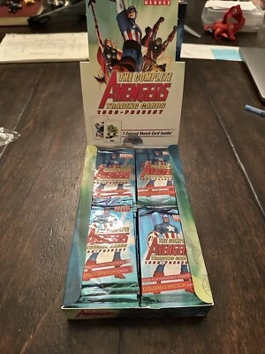 (1) 2006 Marvel Heroes The Complete Avengers 1963-presente paquete sellado Foto 1 de 4