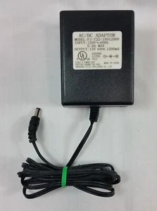 Shenzhen Fujia FJ-T22-151200V Netzteil 15VDC 1200mA 5,5/2,1mm Barrel Tip is + - Bild 1 von 4