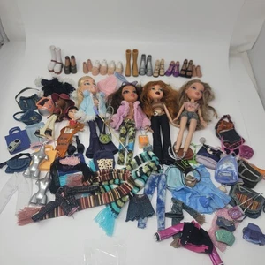 Bratz Dolls Mixed Lot Dolls Shoes Accessories And Clothing Over 50 Items - Picture 1 of 18