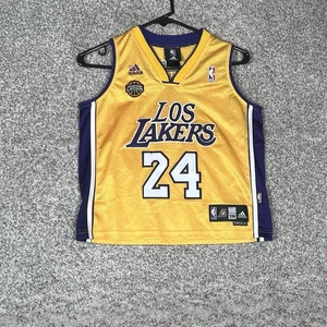 Lakers Kobe Bryant Noche Latina Trikot Adidas Stitch Junior 10M +2 Länge Gold - Bild 1 von 9