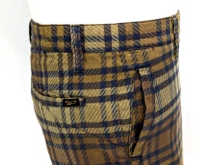VOLCOM Men's Shorts 12" Inseam Brown Black BOLD Plaid ~ Size 30 ~ EUC! * - Picture 1 of 10