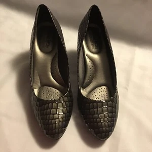 Coach And Four Women's Shoes Size 8 Heels Pumps Gray Textured #18617 - Picture 1 of 7