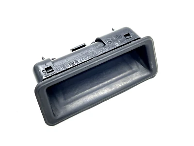 2004-2010 宝马 530xi 525i 528i 535i 545i 后后备箱舱口提升打开按钮开关 — 第 1/4 张图片