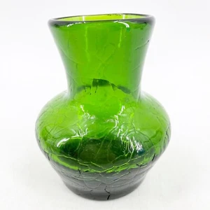VTG SMALL Hand Blown Art Glass Vase Green Crackle Glass Design 4.25" Mid Century - Picture 1 of 8
