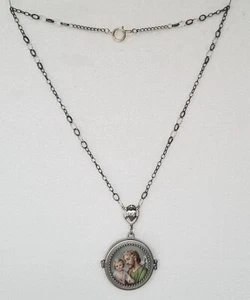 HERMOSO COLLAR COLGANTE DE 2 CARAS Medallón de vidrio con bala Milagro Sagrado Corazón - Imagen 1 de 4