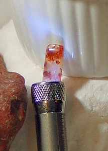 Carey Plume Agate freeform Cabochon 8 carats - Picture 1 of 6