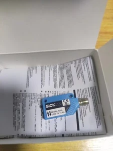 1 PCS SICK WT100L-F2241 6030704 SENSOR - Picture 1 of 3