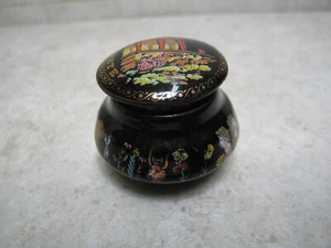 Kleines bemaltes griechisches Keramiktöpfchen mit Deckel, Schminktopf, (597) - Bild 1 von 12