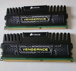 Corsair Vengeance 8GB (2x4GB) DDR3 1600 Desktop Memory CMZ8GX3M2A1600C9 - Picture 1 of 2