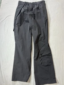 Urban Outfitters BDG Black Elastic Waist Windbreaker Joggers Sweatpants Size 10 - Picture 1 of 7
