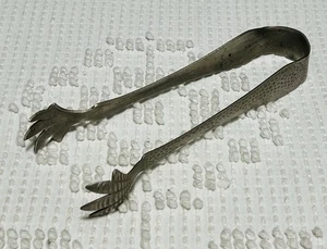 Vintage Hammered Metal Chicken Claw Feet Sugar/Ice Cube Tongs Kitchen - Picture 1 of 5
