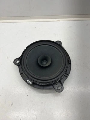 Renault Trafic III (X82) 2020 Left front front door speaker 577449 DDO21071 - Image 1 of 4