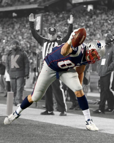 New England Patriots ROB GRONKOWSKI Glossy 8x10 Photo Spotlight Print Poster Cover