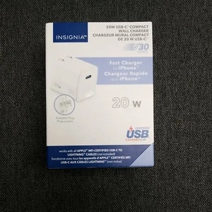 Chargeur mural compact USB-C 20W Insignia - Blanc - Photo 1 sur 3