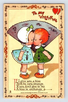 Postal Día de San Valentín Niños Sweetheart Kiss Fan 1912 Publicado Dividido Atrás Foto 1 de 2