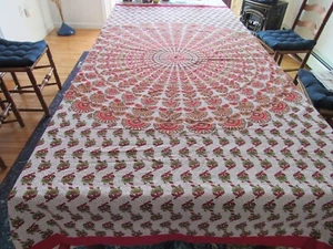 TAPESTRY SPIRAL BOHO RED GREEN WHITE WALL HANGING TABLECLOTH COVERLET 55"X81" - Picture 1 of 11