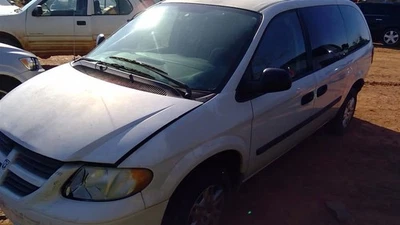 Radiador 6 cilindros compatible con caravana 05-07 228983 Foto 1 de 4