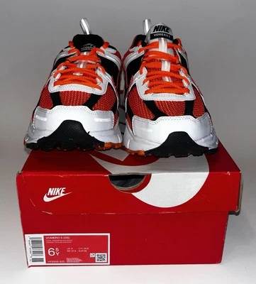 Nike Air Zoom Vomero 5 GS Total Naranja/Negro Zapatilla Zapato Talla 6.5y Nuevo HF6998-800 Foto 1 de 4