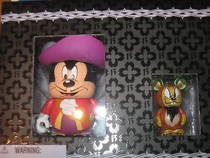 DISNEY VINYLMATION Park - 3" Pollici Serie 13 Riflessi del Male Mickey Hook Scar - Foto 1 di 2