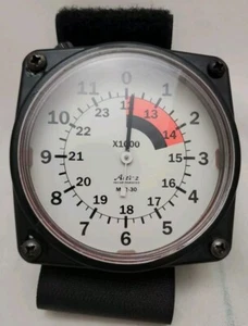 Alti-2 MA2-30 schwarz Militär Himmel Tauchen Aneroid Höhenmesser für Handgelenk 24k Fuß - Bild 1 von 5