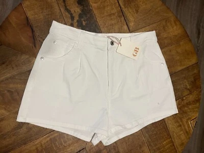 Pantalones cortos de mezclilla plisados de tiro medio GB Juniors, blancos talla 11 (B15) Foto 1 de 4