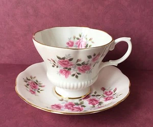 PLATILLO DE TAZA DE TÉ ROSA, JUEGO DE TAZA DE TÉ, Royal Albert - Imagen 1 de 7