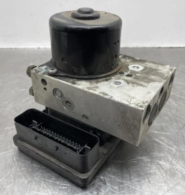 Volvo S60 2008 tracción delantera OEM conjunto de bomba de freno antibloqueo ABS 71 k 30793444 2006-2009 Foto 1 de 4