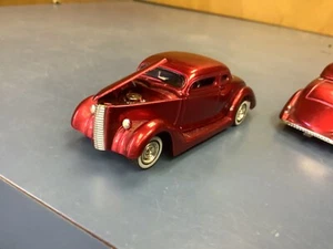 ford coupe red JESSIE JAMES MUSCLE MACHINES WEST COAST CHOPPERS 1/64 Loose  - Picture 1 of 4