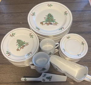 Tienshan Holiday Hostess Christmas Tree Gold Trim Dinner Set W/extras! 42 Pieces - Picture 1 of 6