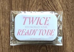 Twice Ready To Be 5th World Tour Japan Hologram Can Badge HMV Bonus jpop kpop - Bild 1 von 2