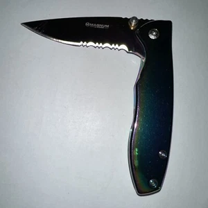 Cuchillo Clip Plegable Boker Magnum Arco Iris Parcialmente Dentado FrameLock - Imagen 1 de 8