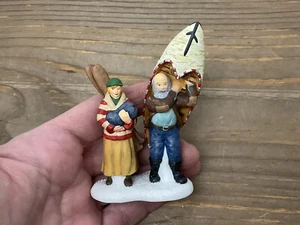 Vintage Dept 56 One More Portage Couple With Canoe Pine Isles Simple Traditions  - Bild 1 von 16