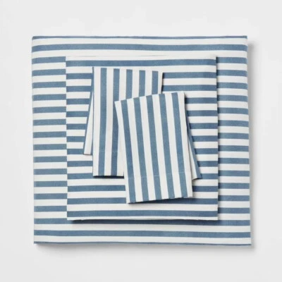 Microfiber Sheet Set - Room Essentials™ Size Queen Blue Stripe