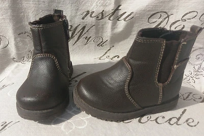 The Children's Place Size 4 Toddler Brown Boots - Image 1 of 4